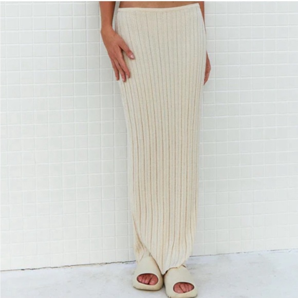 NWT BAHA RIBBED SKIRT size small - Picture 4 of 4